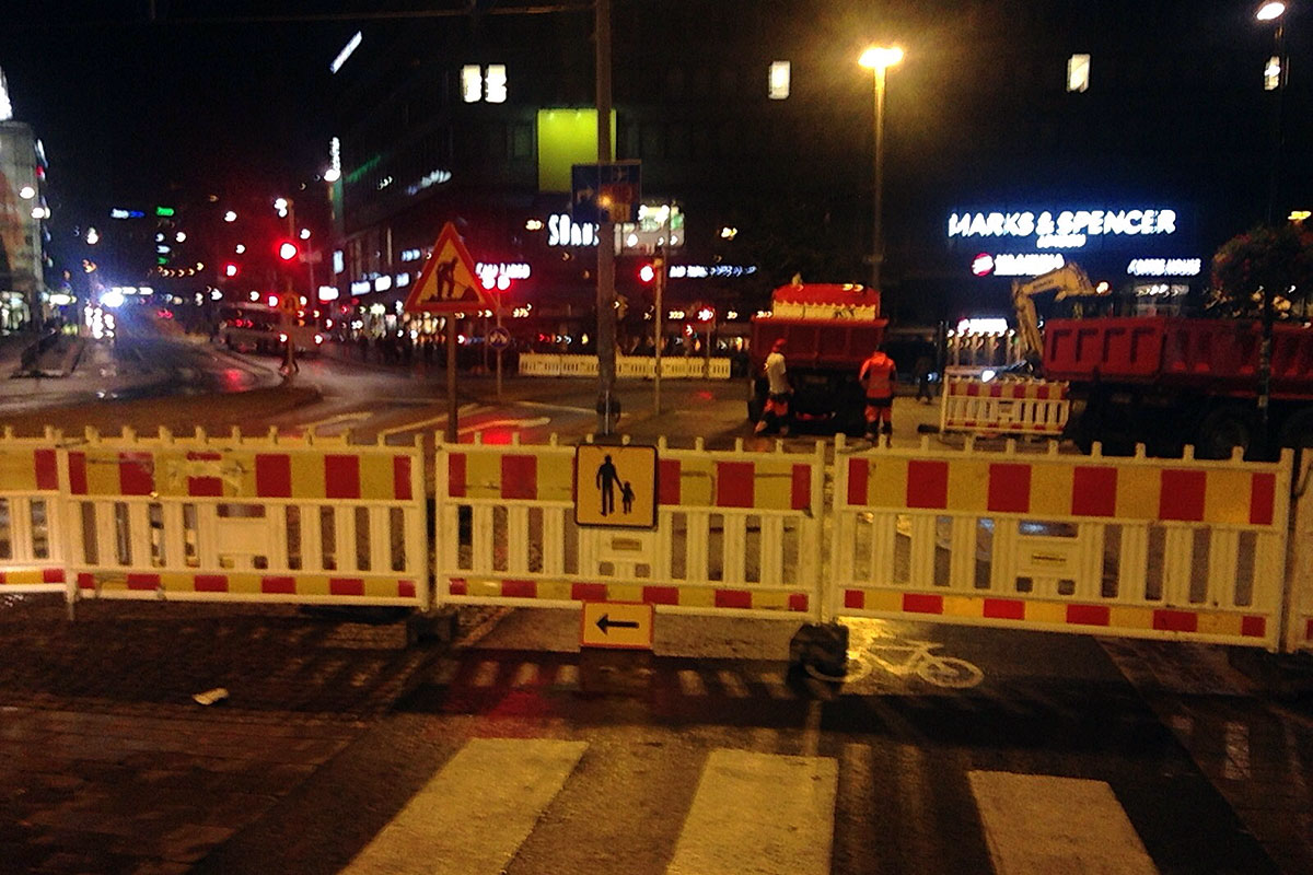 Tietoliikennekaapelointia